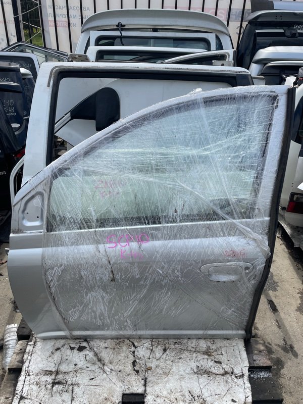 Дверь Toyota Vitz SCP10 1SZFE передняя левая (б/у)