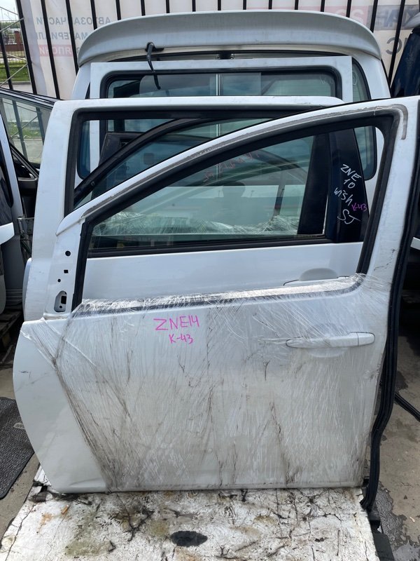 Дверь Toyota Wish ZNE14 1ZZFE передняя левая (б/у)