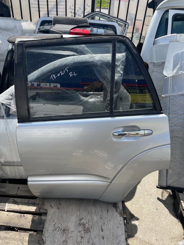 Дверь Toyota Surf TRN215 2TR задняя левая (б/у)