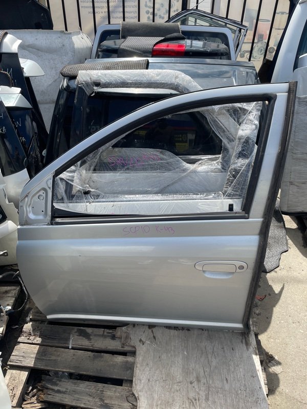 Дверь Toyota Vitz SCP10 1SZFE передняя левая (б/у)