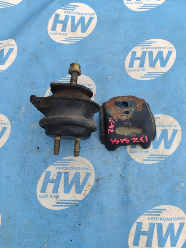 Подушка двс Toyota Crown JZS155 2JZGE правая (б/у)