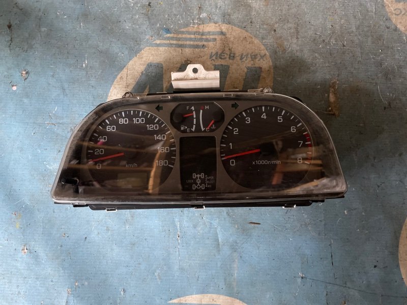 Панель приборов Mitsubishi Pajero Io H76W 4G93 (б/у)