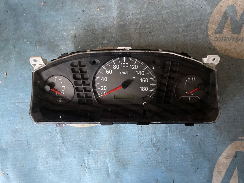 Панель приборов Nissan Expert VW11 QG18 (б/у)