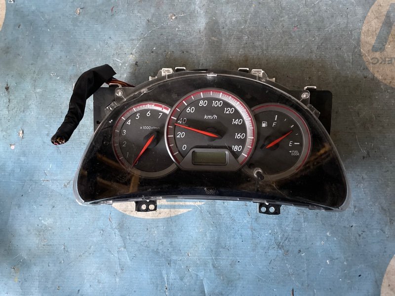 Панель приборов Toyota Wish ZNE10 1ZZFE (б/у)