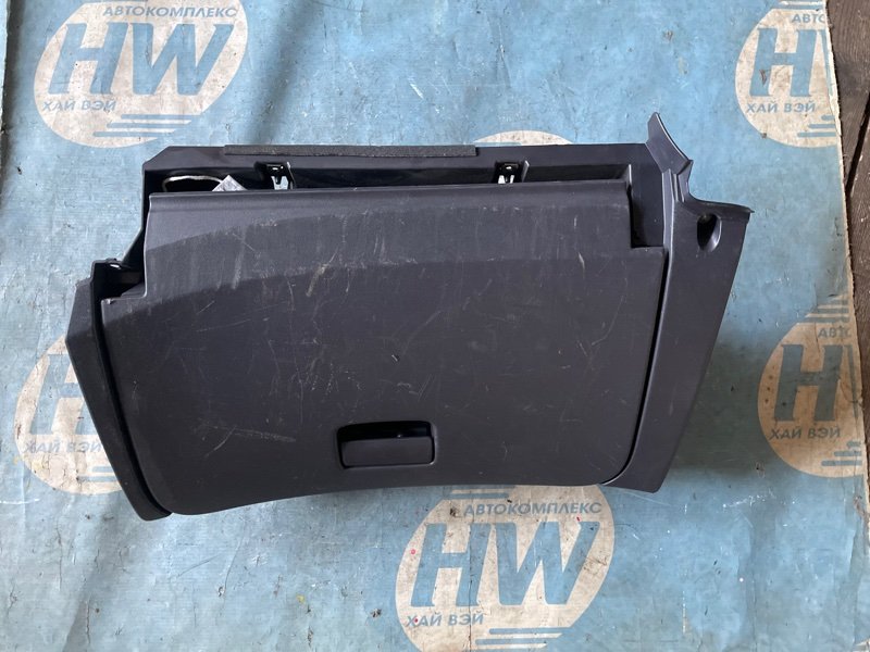 Бардачок пассажирский Nissan Wingroad WFY11 QG15 (б/у)
