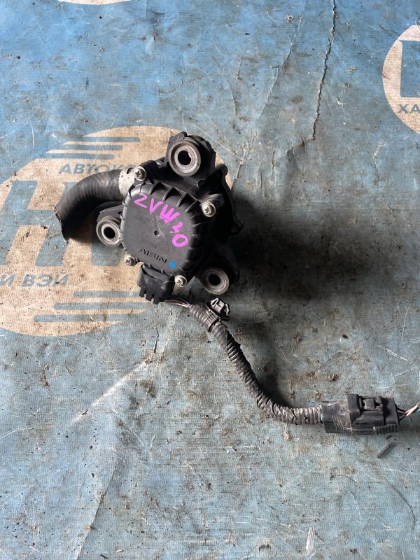 Помпа инвертора Toyota Prius ZVW30 2ZRFXE (б/у)