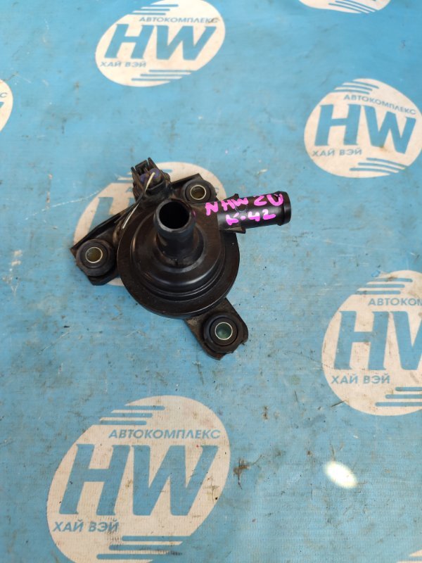 Помпа инвертора Toyota Prius NHW20 1NZFXE (б/у)