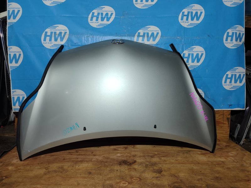 Капот Toyota Prius NHW20 1NZFXE (б/у)