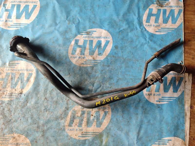 Горловина топливного бака Daihatsu YR-V M201G K3VE (б/у)
