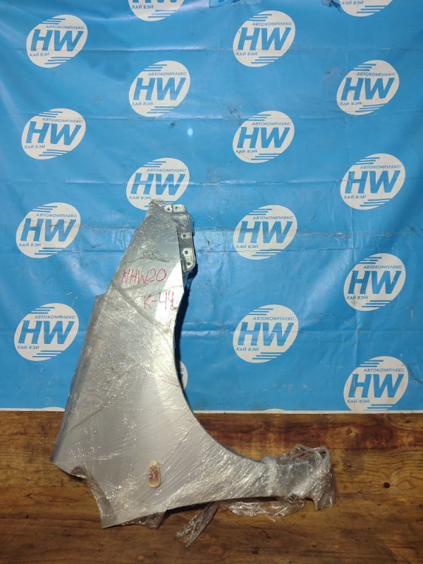 Крыло Toyota Prius NHW20 1NZFXE переднее правое (б/у)