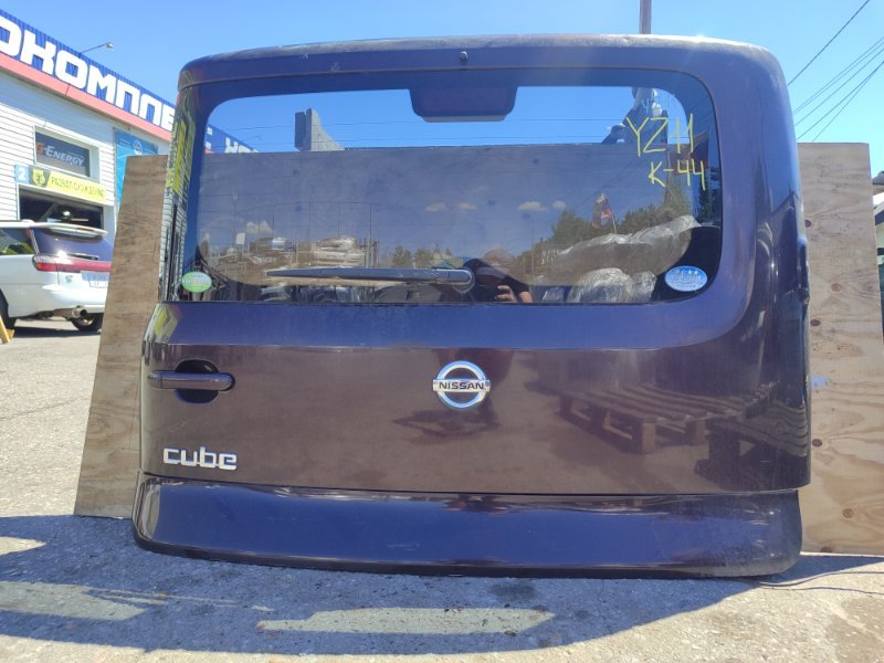 Дверь 5-я Nissan Cube YZ11 HR15 (б/у)