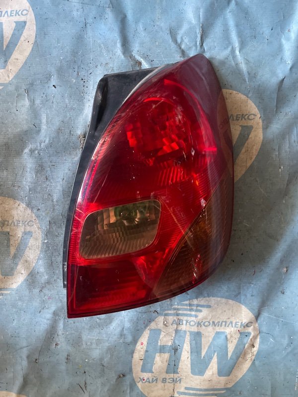 Стоп Toyota Corolla Spacio ZZE122 1ZZ правый (б/у)