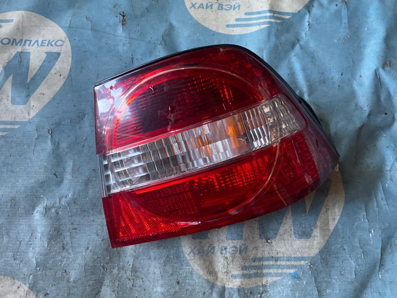 Стоп Toyota Vista SV55 3SFE правый (б/у)