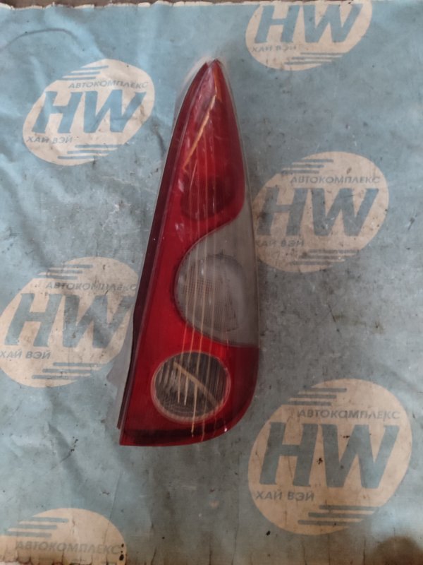 Стоп Toyota Funcargo NCP25 1NZFE правый (б/у)