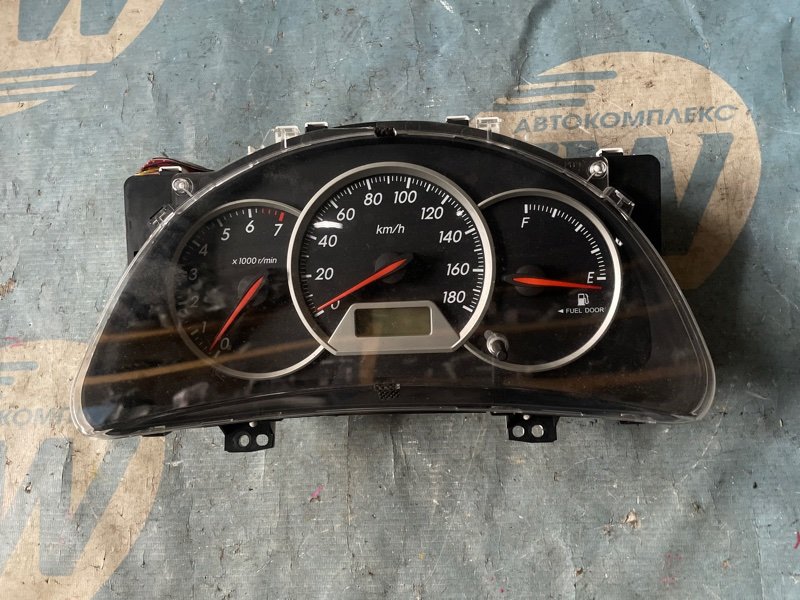 Панель приборов Toyota Wish ZNE10 1ZZFE (б/у)