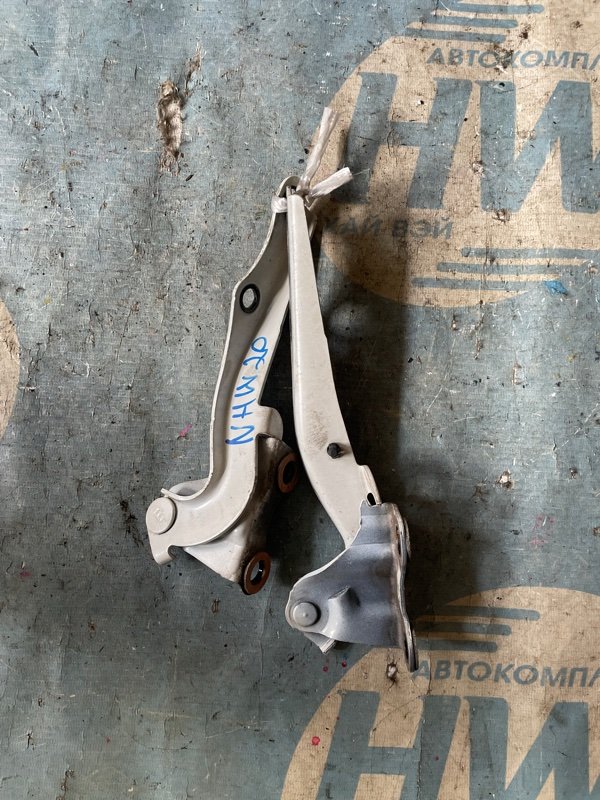 Петля капота Toyota Prius NHW20 1NZFXE (б/у)