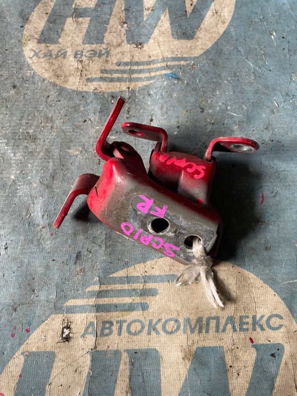 Петля дверная Toyota Vitz SCP10 1SZFE передняя правая (б/у)