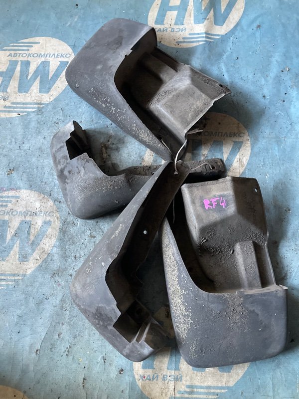 Брызговик Honda Stepwgn RF4 K20A (б/у)