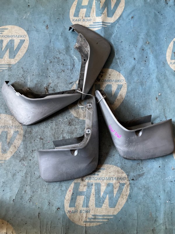 Брызговик Mazda Demio DW3W B3 (б/у)