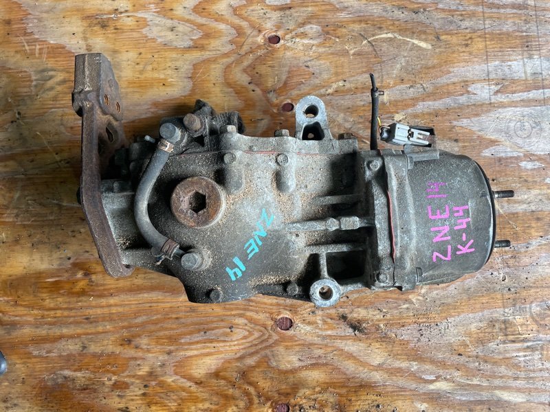 Редуктор Toyota Wish ZNE14 1ZZFE задний (б/у)