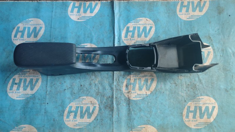Бардачок между сидениями Honda Fit Shuttle GP1 LDA (б/у)