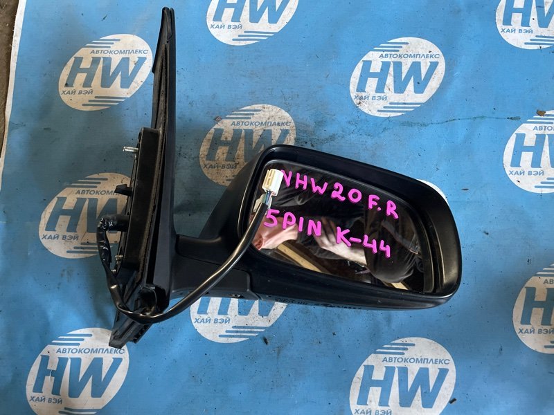 Зеркало Toyota Prius NHW20 1NZFXE правое (б/у)