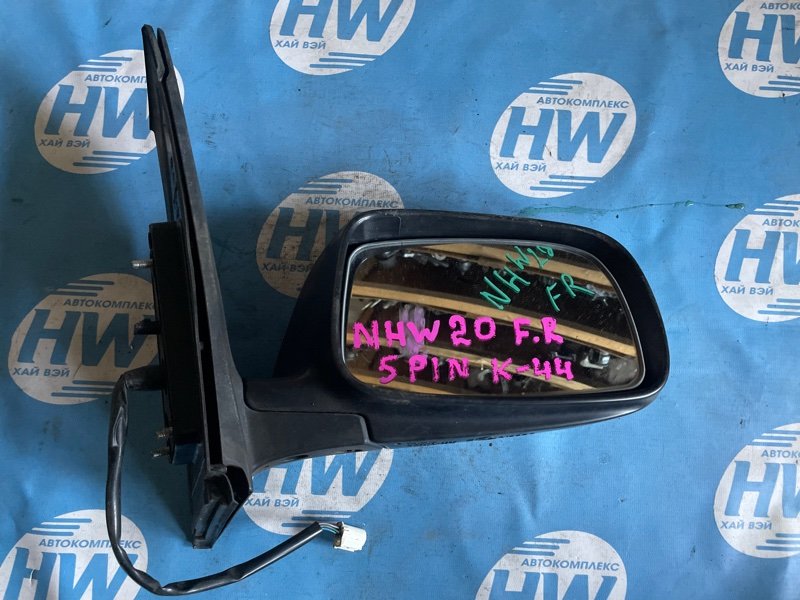 Зеркало Toyota Prius NHW20 1NZFXE правое (б/у)