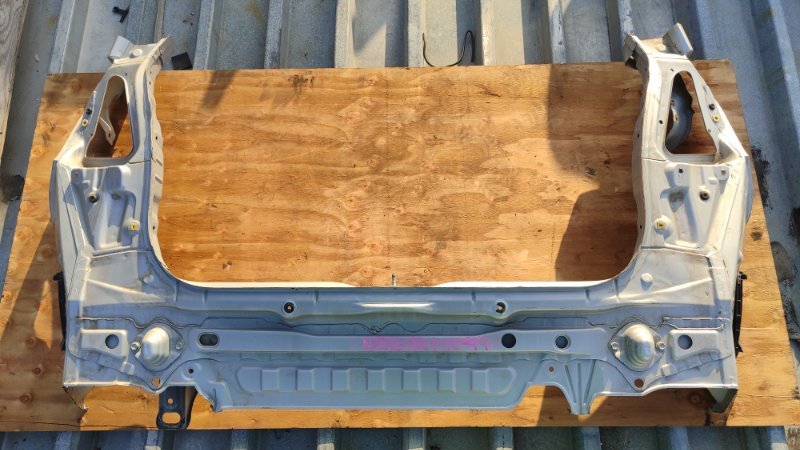 Rear cut Toyota Corolla Spacio NZE121 1NZ (б/у)
