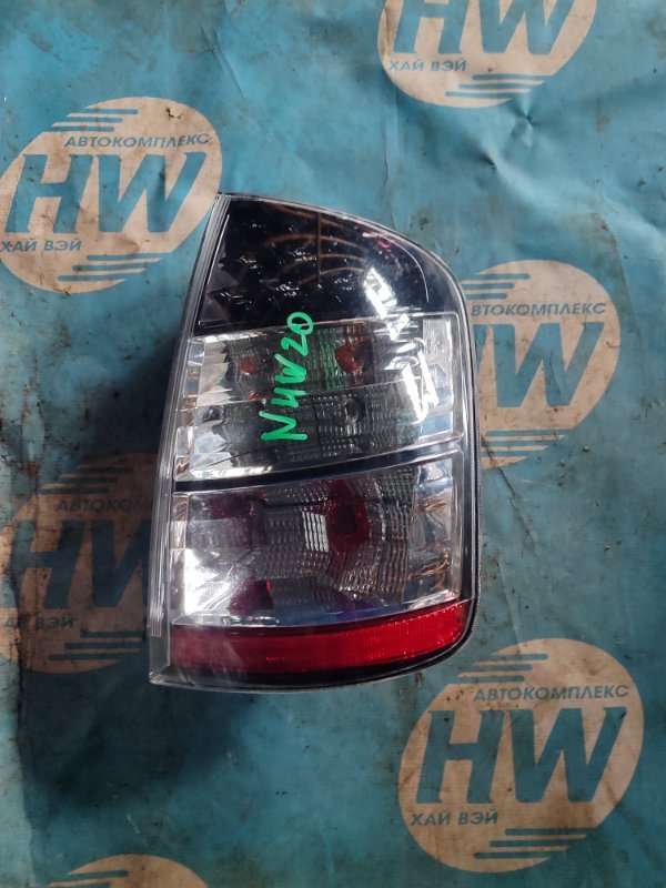 Стоп Toyota Prius NHW20 1NZFXE правый (б/у)