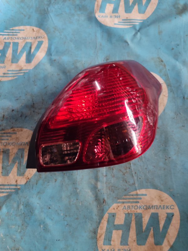 Стоп Toyota Verossa JZX110 1JZFSE правый (б/у)