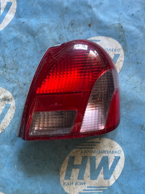 Стоп Toyota Platz NCP12 1NZFE правый (б/у)