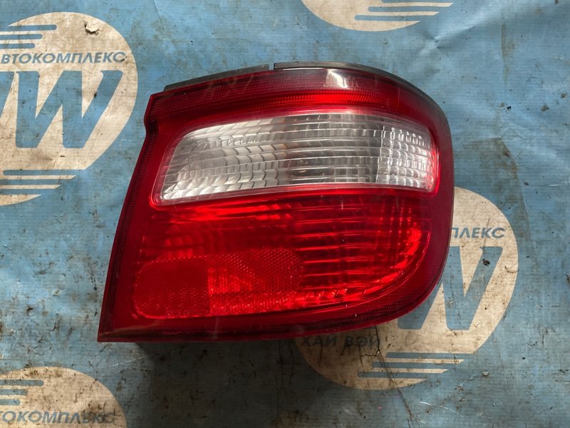 Стоп Nissan Presage U30 KA24 правый (б/у)