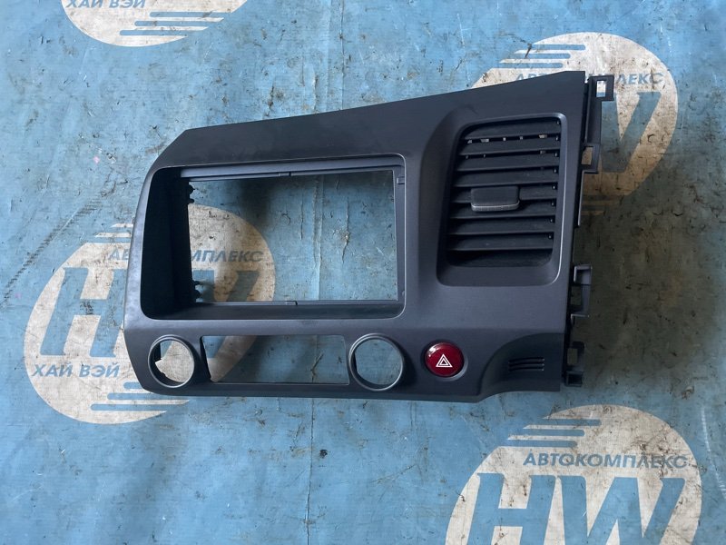 Консоль магнитофона Honda Civic FD1 R18A (б/у)