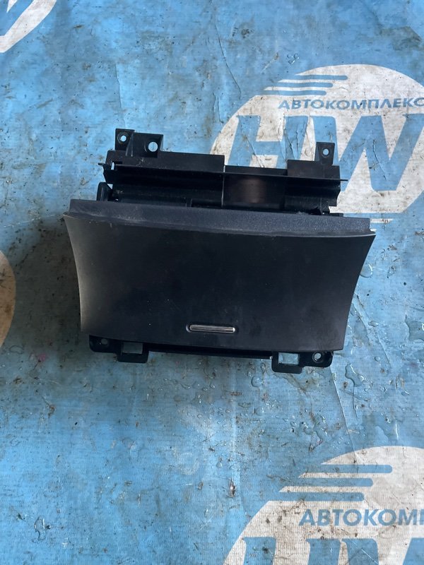 Пепельница Honda Inspire UC1 J30A (б/у)