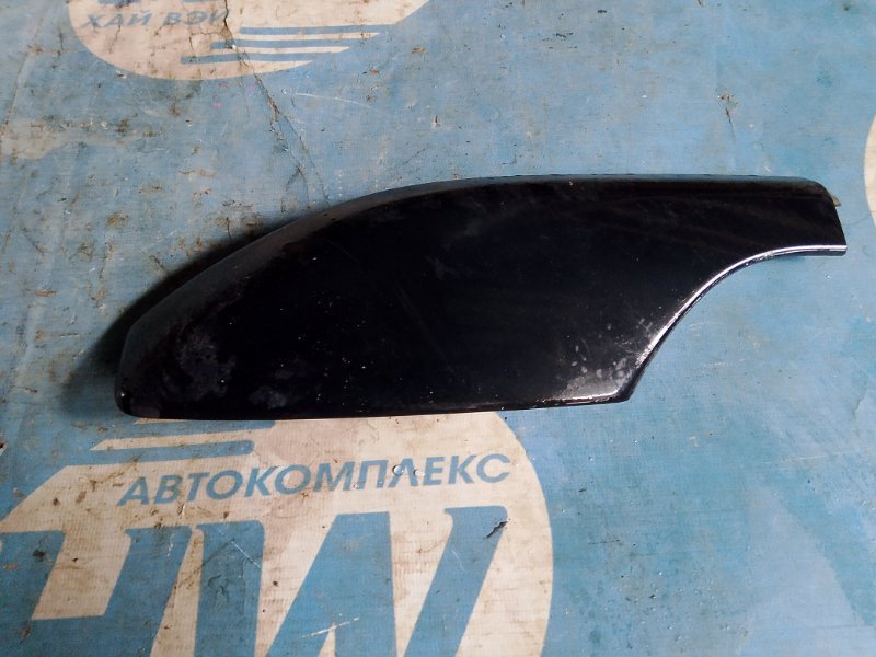 Крышка рейлинга Toyota Corolla Spacio AE111 4AFE задняя правая (б/у)