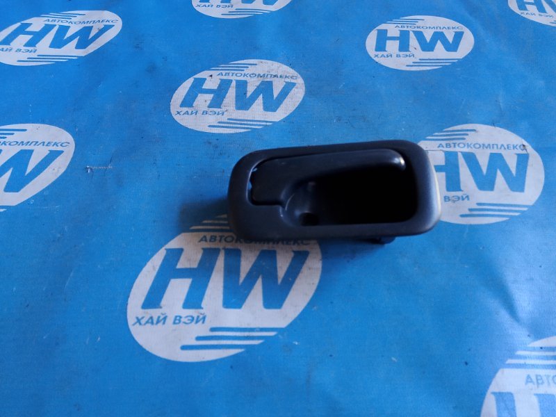 Ручка двери внутренняя Honda CR-V RD1 B20B передняя правая (б/у)