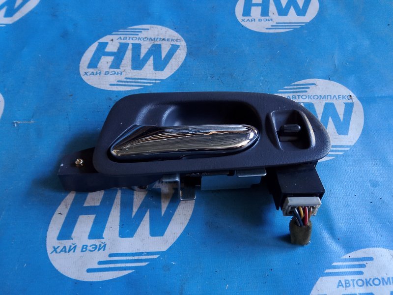 Ручка двери внутренняя Honda Odyssey RA8 J30A задняя левая (б/у)