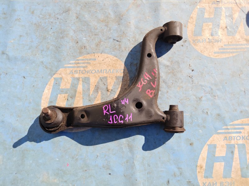 Рычаг Toyota Progres JCG11 2JZFSE задний левый (б/у)