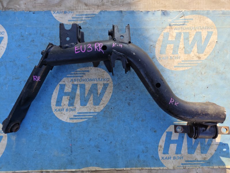 Рычаг Honda Civic EU3 D17A задний правый (б/у)