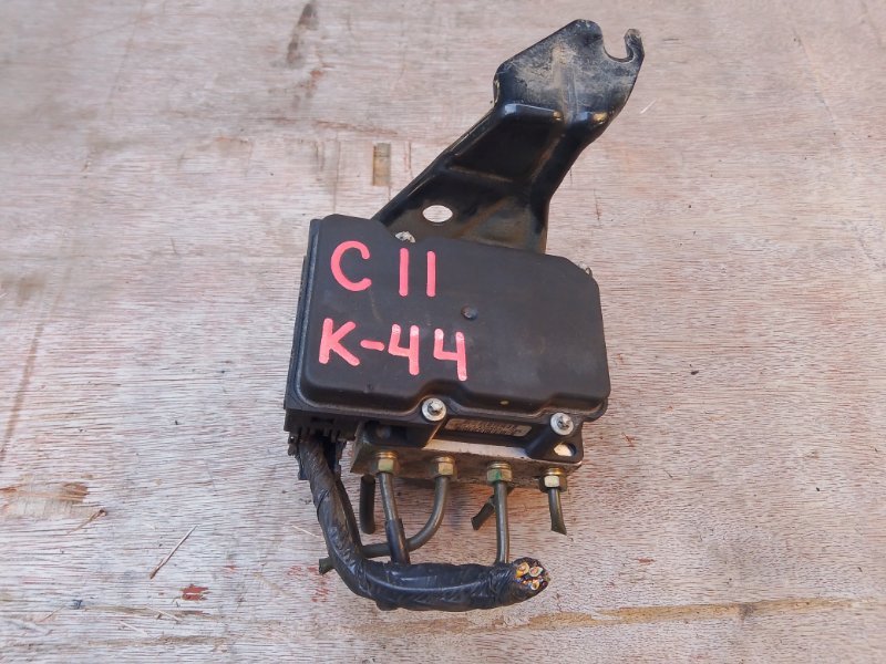 Блок ABS Nissan Tiida C11 HR15 (б/у)