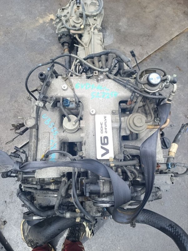 Двигатель Isuzu Bighorn UBS25 6VD1 1997 (б/у) Двигатель Isuzu Bighorn UBS25 6VD1 1997 (б/у)