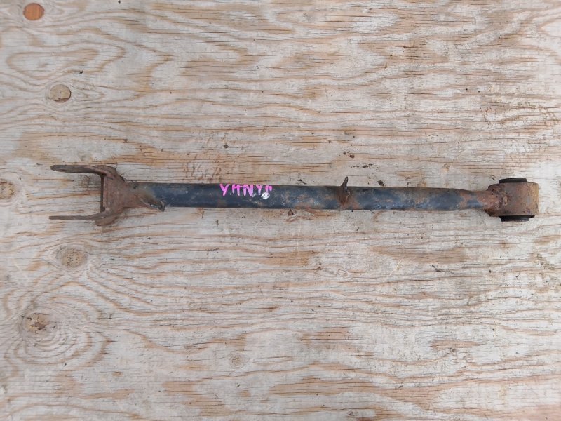 Рычаг Nissan Wingroad WHNY11 QG18 задний левый (б/у)