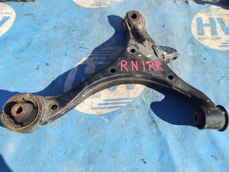 Рычаг Honda Stream RN1 D17A передний правый (б/у)