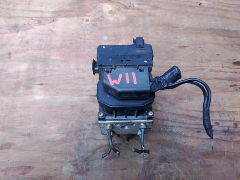 Блок ABS Nissan Expert W11 QG18 (б/у) Блок ABS Nissan Expert W11 QG18 (б/у)