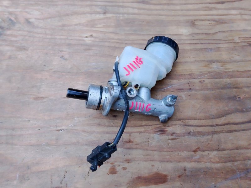 Главный тормозной цилиндр Daihatsu Terios Kid J111G EFDEM (б/у)