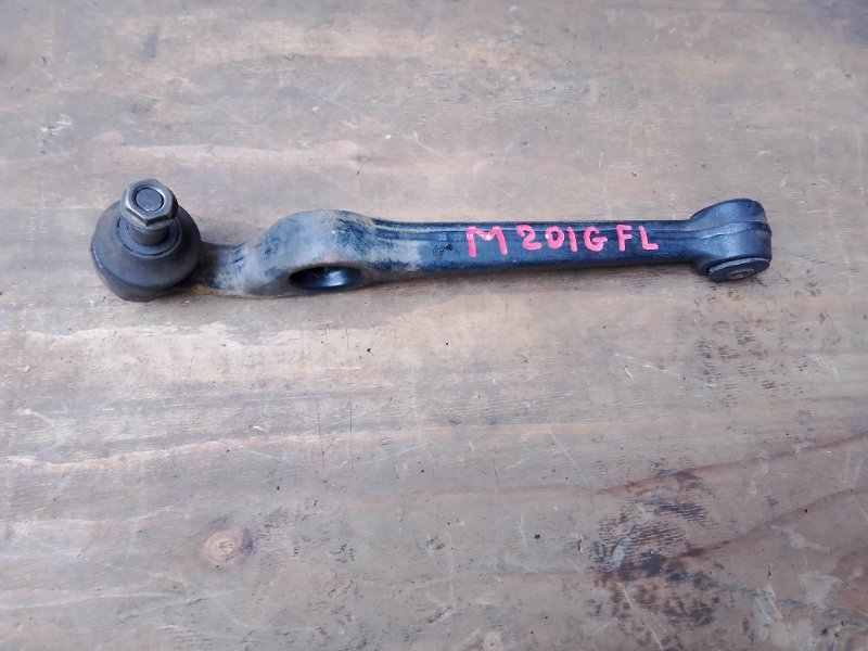 Рычаг Daihatsu YR-V M201G K3VET передний левый (б/у)