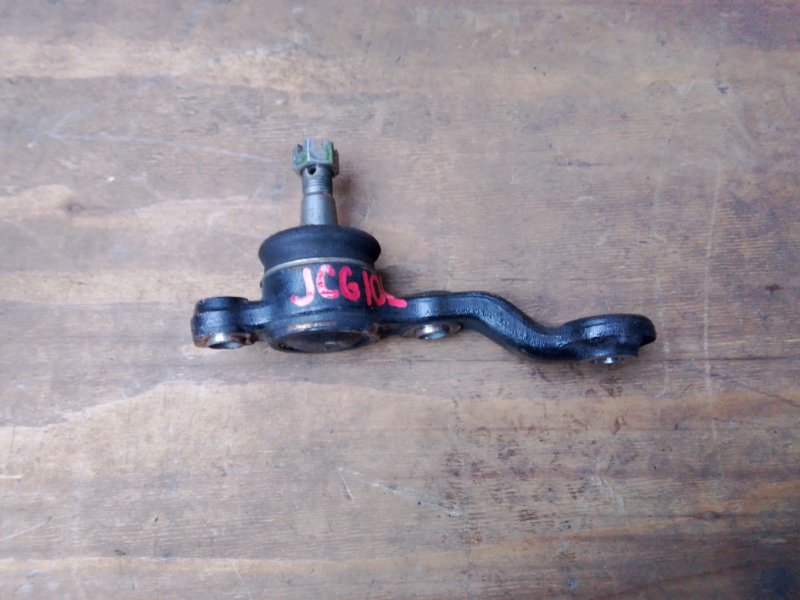 Шаровая Toyota Brevis JCG10 1JZFSE левая (б/у)