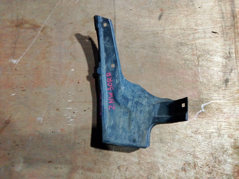 Подкрылок Toyota Prius ZVW30 2ZRFXE задний правый (б/у)