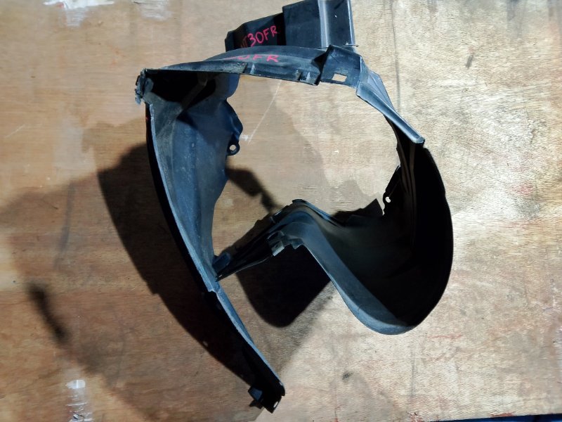 Подкрылок Nissan X-Trail NT30 QR20 передний правый (б/у)