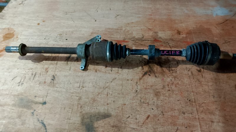 Привод Honda Inspire UC1 J30A передний правый (б/у)